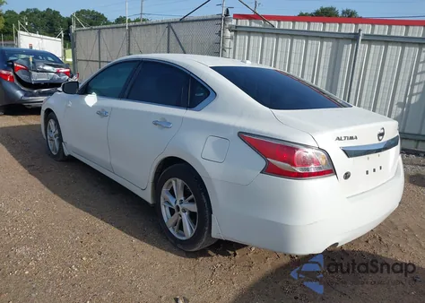 2015 Nissan Altima 2.5 Sv из США, поврежденный, VIN 1N4AL3AP2FC256954